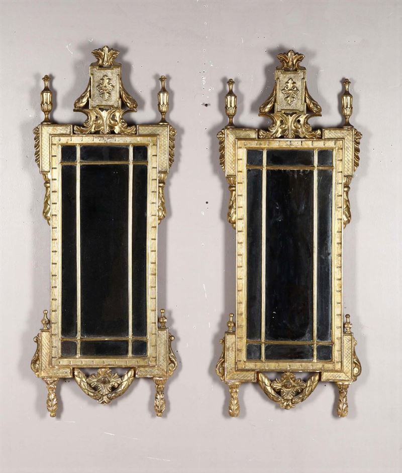 Coppia di specchiere in legno intagliato e dorato, fine XIX secolo  - Asta Antiquariato - Cambi Casa d'Aste