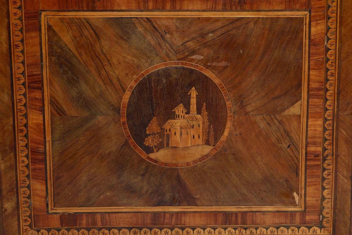 Cassettone Luigi XVI Lastronato ed Intarsiato, Fine XVIII Secolo