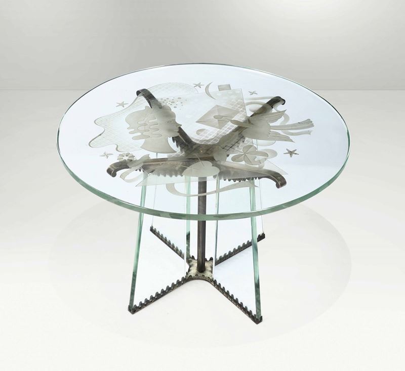 Luigi Brusotti, a low table with a cut glass structure and brass details. Cut and silk-screen printed glass top. Italy, 1940 ca.  - Auction Design - Cambi Casa d'Aste