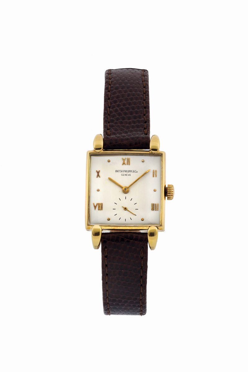 Patek Philippe, Genève, case No. 649889, Ref. 2409. Fine, square 18K yellow gold  wristwatch with flame lugs and gold original buckle. Made circa 1950  - Auction Watches and Pocket Watches - Cambi Casa d'Aste
