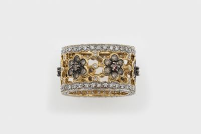 Anello a Fascia con Diamanti Taglio Brillante