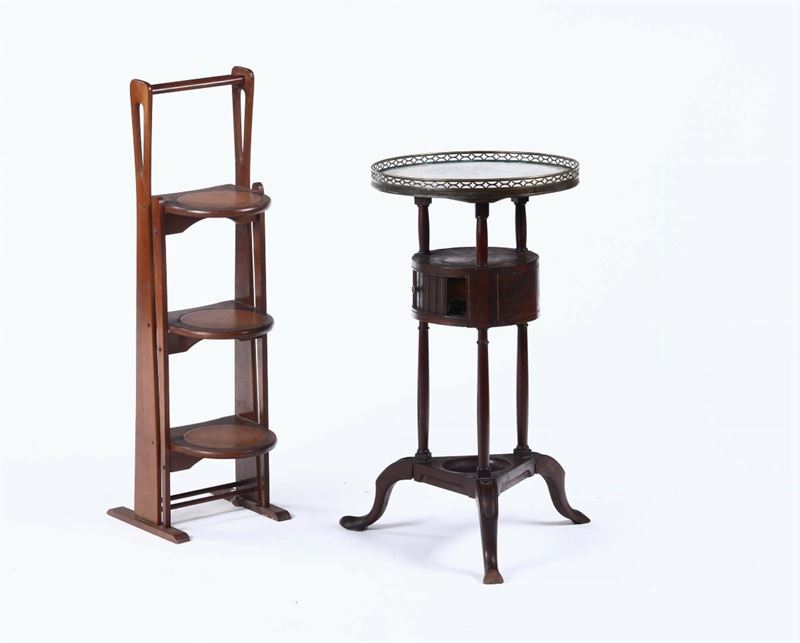 Lotto di tavolino e piccola etagere  - Asta Asta a Tempo Antiquariato - I - Cambi Casa d'Aste