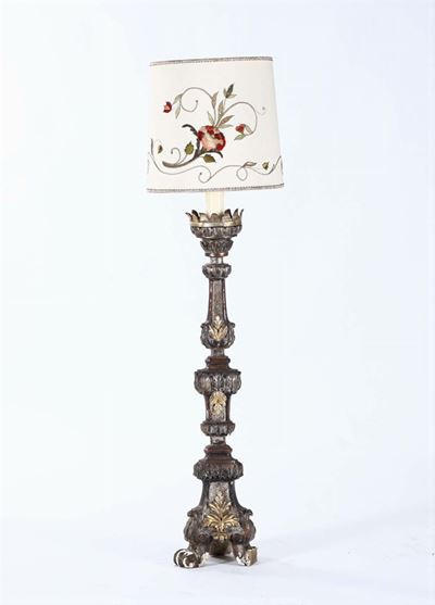 Candeliere in Legno Intagliato, Dorato e Dipinto, XVIII-XIX Secolo