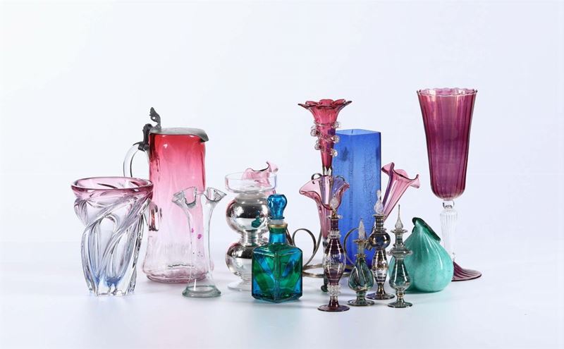 Lotto di vasi in cristallo di Murano, XX secolo  - Asta Asta a Tempo Antiquariato - I - Cambi Casa d'Aste