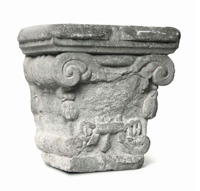 Capitello in Pietra Scolpita, Lapicida Operante tra il XV e il XVI Secolo