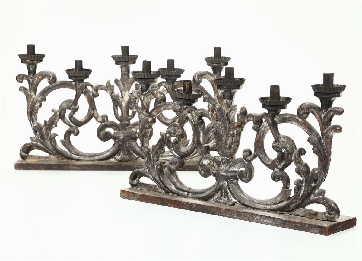 Coppia di Porta Candele in Legno Argentato a Sei Luci, XVIII-XIX Secolo