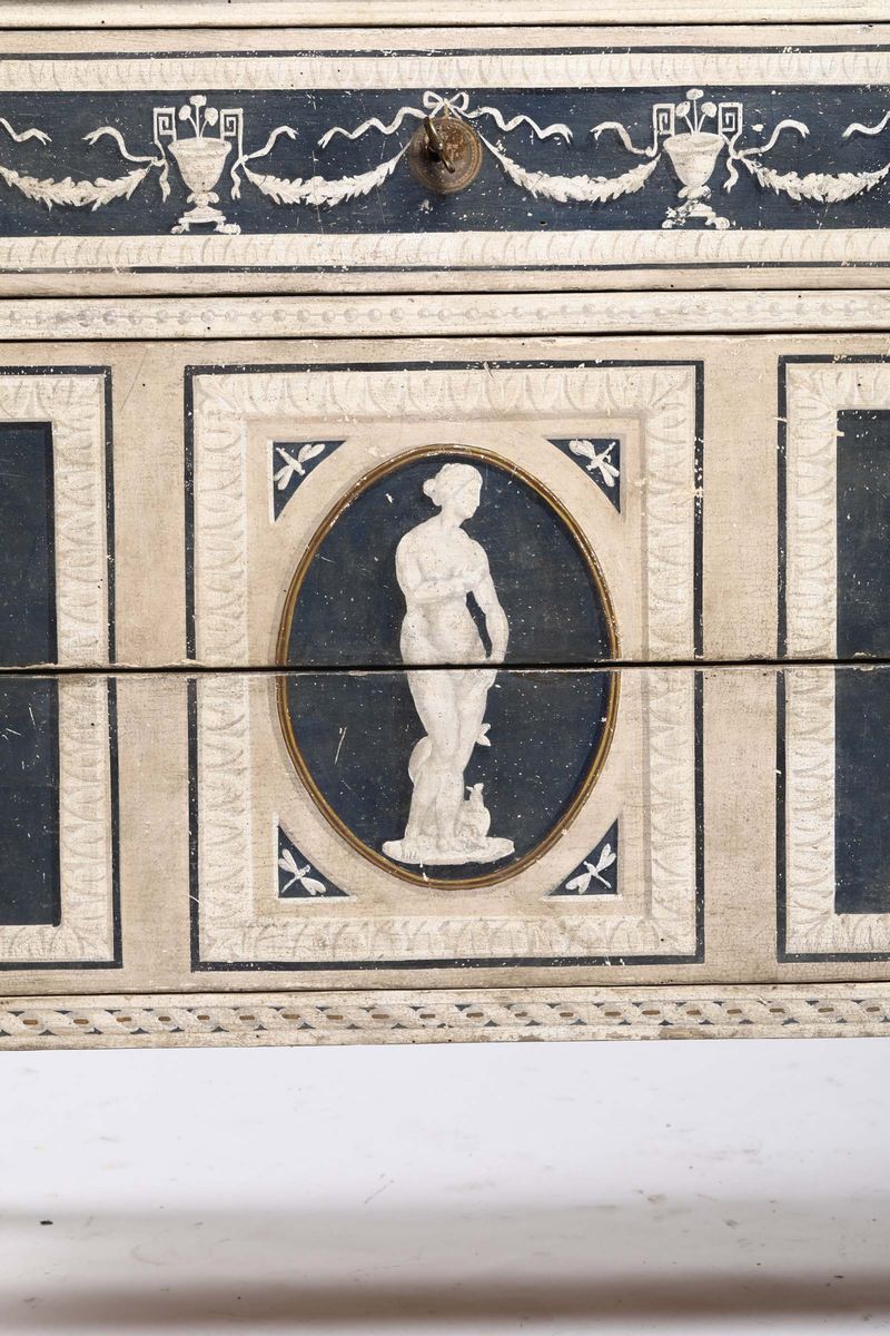 Coppia di Cassettoni in Pioppo Dipinto a Motivi Neoclassici