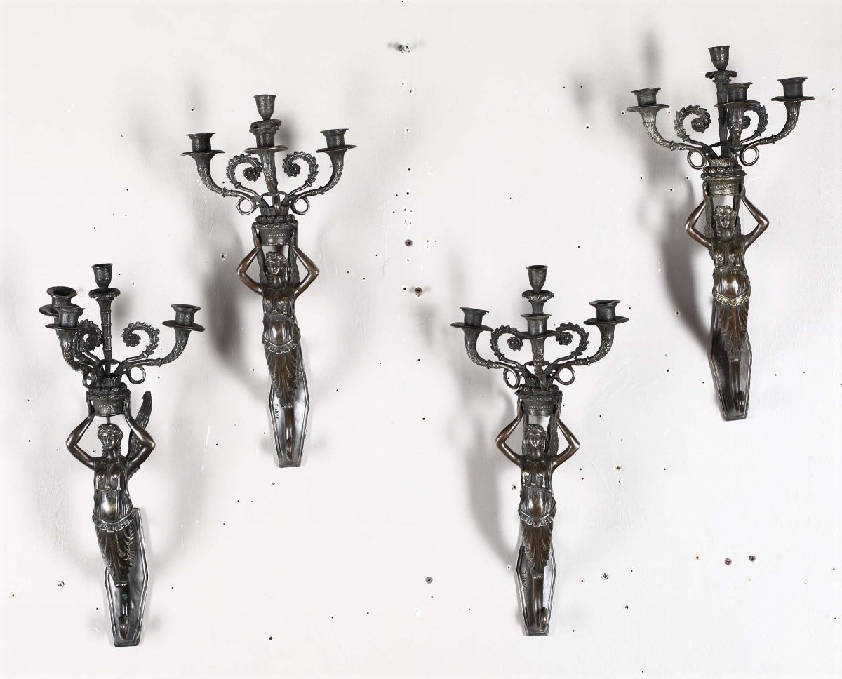 Quattro Appliques a Quattro Fiamme in Bronzo con Cariatidi Alate, XIX Secolo
