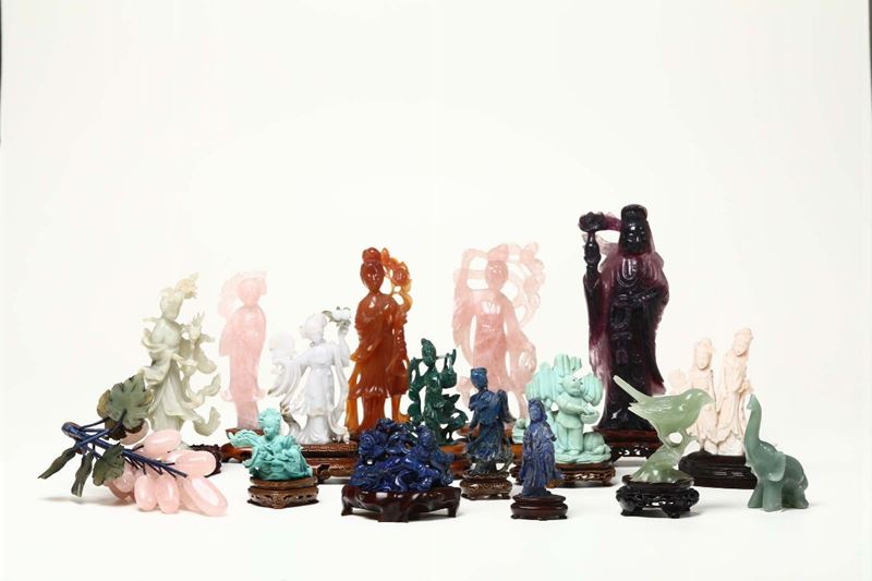 Lotto di statuine in giadeite, turchese e lapislazzulo  - Auction Fine Art - Cambi Casa d'Aste