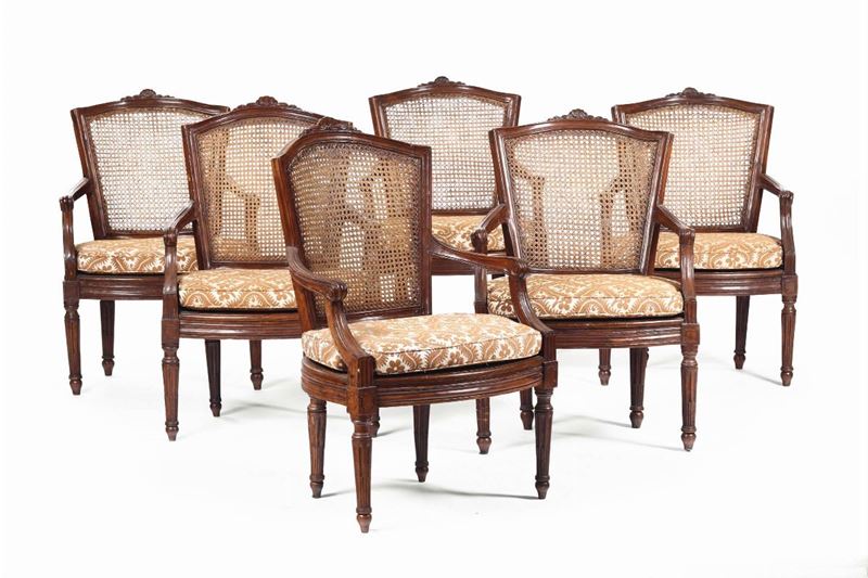 Sei poltrone Luigi XVI in noce intagliato, Genova, fine XVIII secolo  - Asta Antiquariato - Cambi Casa d'Aste