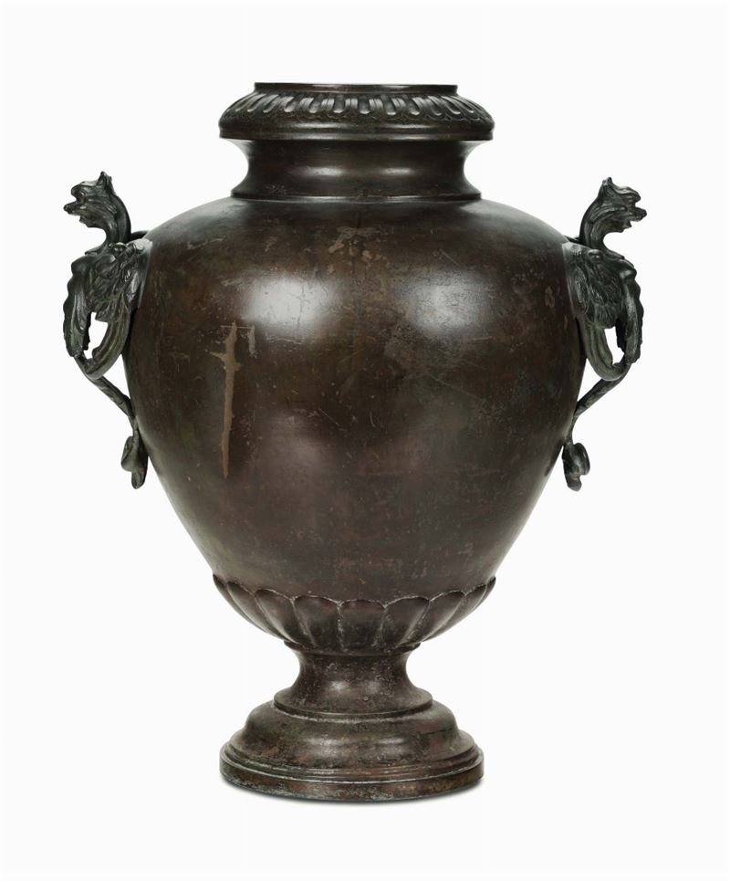 Vaso biansato in bronzo, XVIII-XIX secolo  - Asta Asta a Tempo Scultura - Cambi Casa d'Aste