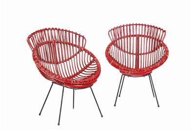 Coppia di Poltroncine in Vimini Laccato. Struttura in Metallo Laccato.