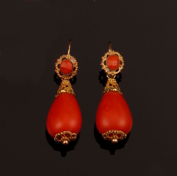 Pair of coral pendent earrings