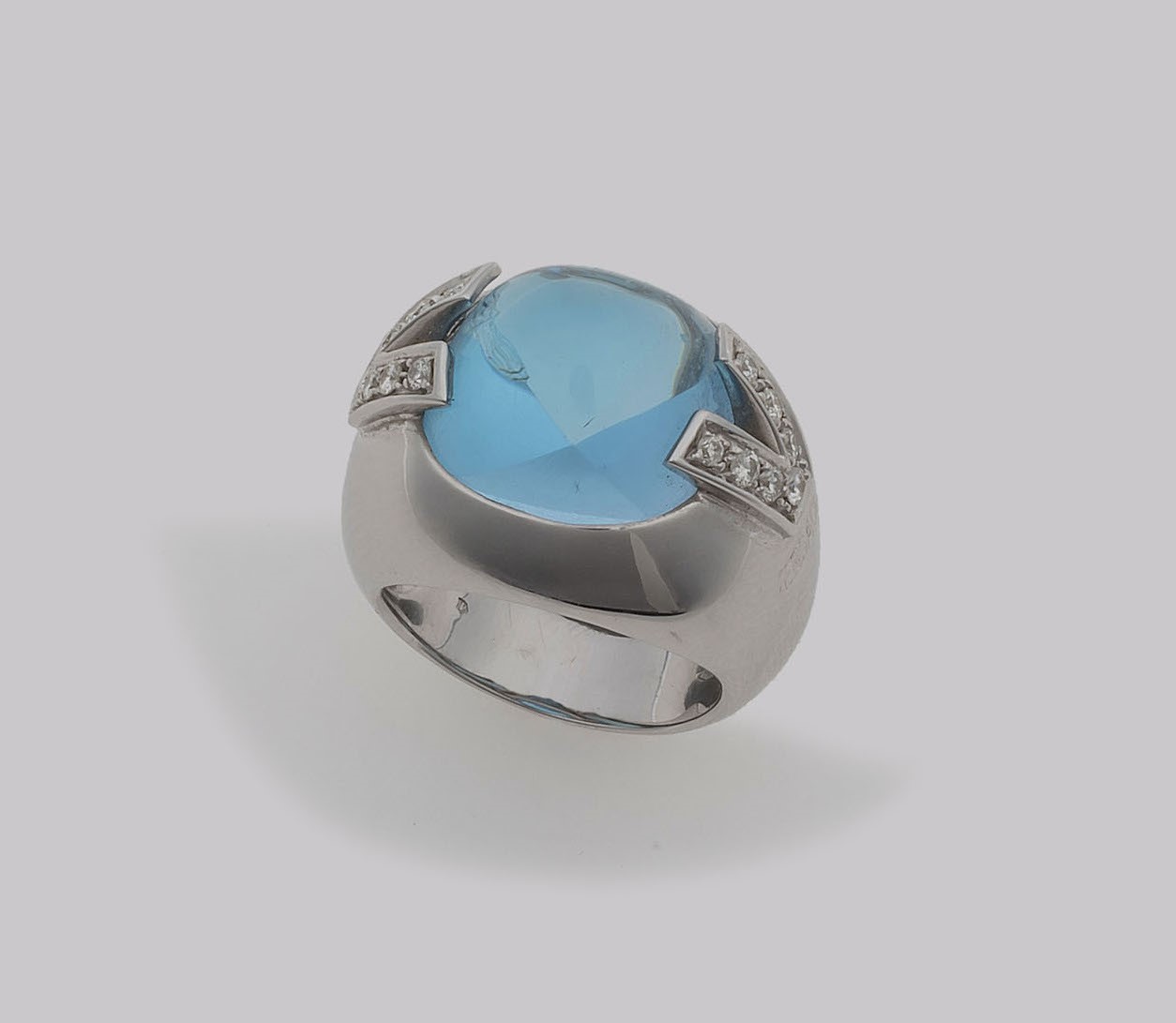 Versace. Anello con Acquamarina e Diamanti