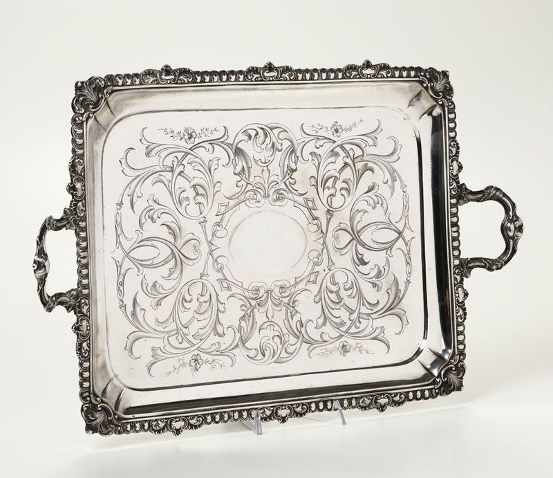 Vassoio rettangolare biansato in argento, Inghilterra, XX secolo  - Auction Fine Art - Cambi Casa d'Aste