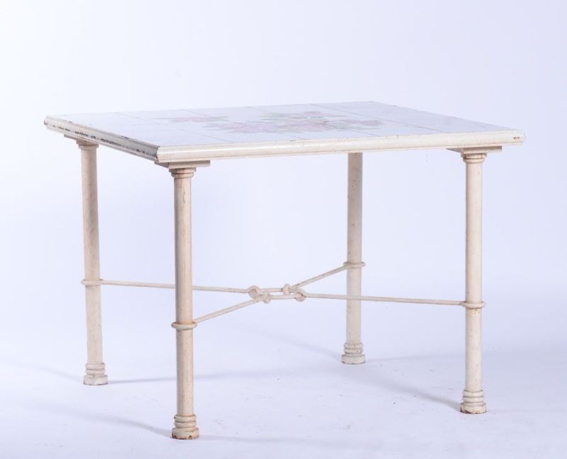 Tavolo da giardino in ferro con piano in piastrelle dipinte  - Auction Fine Art Timed Auction - V - Cambi Casa d'Aste
