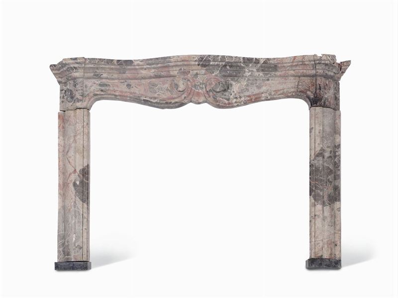 Camino in breccia colorata, Italia XVIII secolo  - Asta Antiquariato - I - Cambi Casa d'Aste