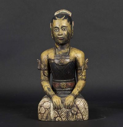 Coppia di Sculture in Legno Laccato Raffiguranti Personaggi Inginocchiati, Thailandia, XIX Secolo