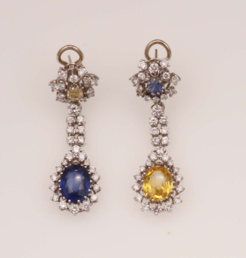 Pair of corundum and diamond pendent earrings. Indications of heating  - Auction Fine Jewels - Cambi Casa d'Aste