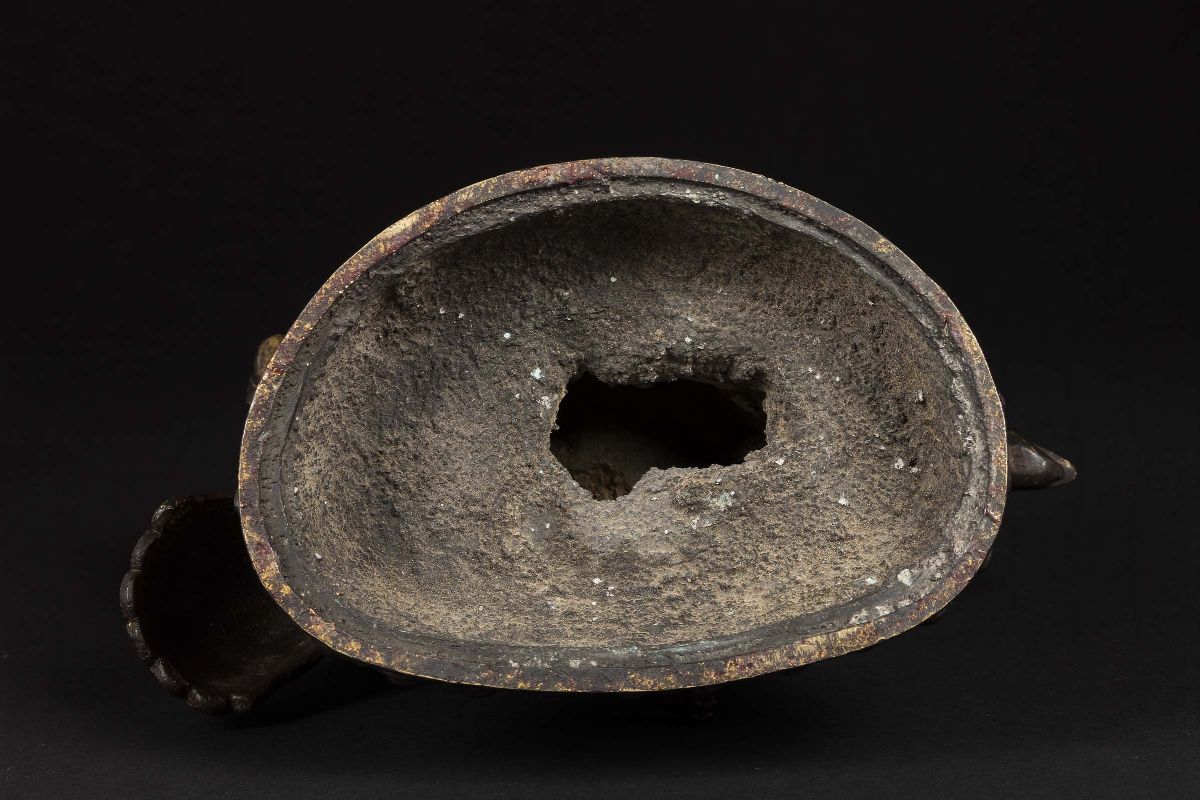 Figura di Amitaya Seduta su Volatile in Bronzo con Tracce di Doratura, Nepal, Probabilmente Fine ...