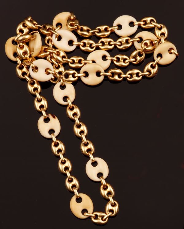 Gold chain necklace. Signed Cusi