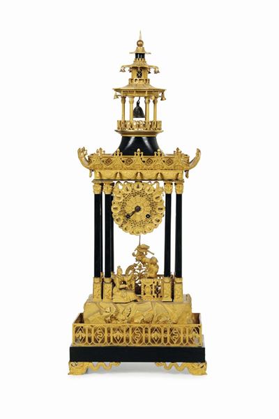 Pendola da Tavolo a Portico in Bronzo Dorato, Francia XIX Secolo