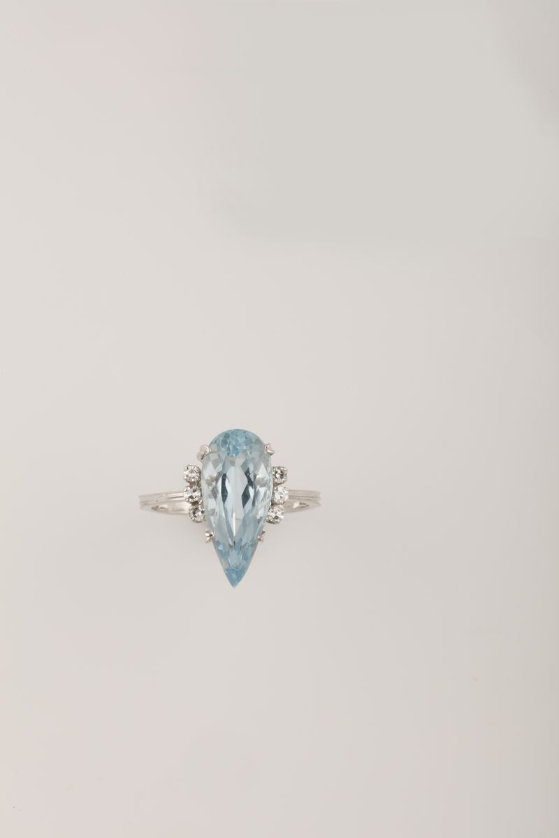 Aquamarine and diamond ring  - Auction Jewels Timed Auction - Cambi Casa d'Aste