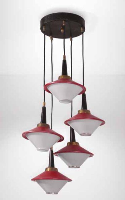 Lampada da sospensione con struttura in metallo laccato e diffusori in vetro.  - Auction Design II - II - Cambi Casa d'Aste
