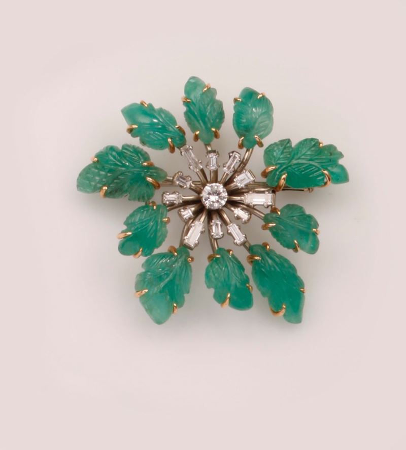 Spilla a soggetto floreale con diamanti e smeraldi  - Asta Vintage, Gioielli e Orologi - Cambi Casa d'Aste
