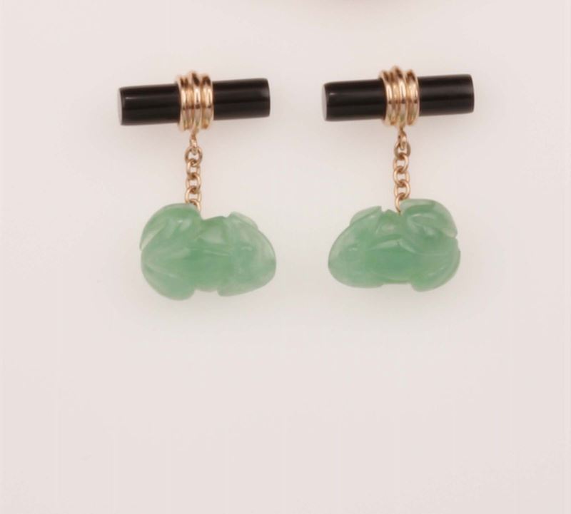 Pair of jade and onix cufflinks  - Auction Fine Jewels - Cambi Casa d'Aste