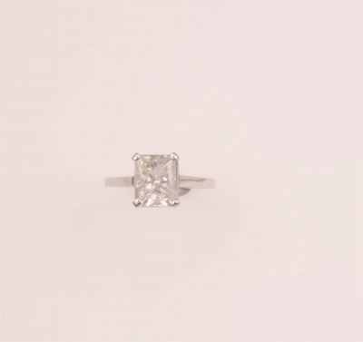 Solitaire Taglio Princess di Ct 3,01, Colore K, Caratteristiche Interne Si1