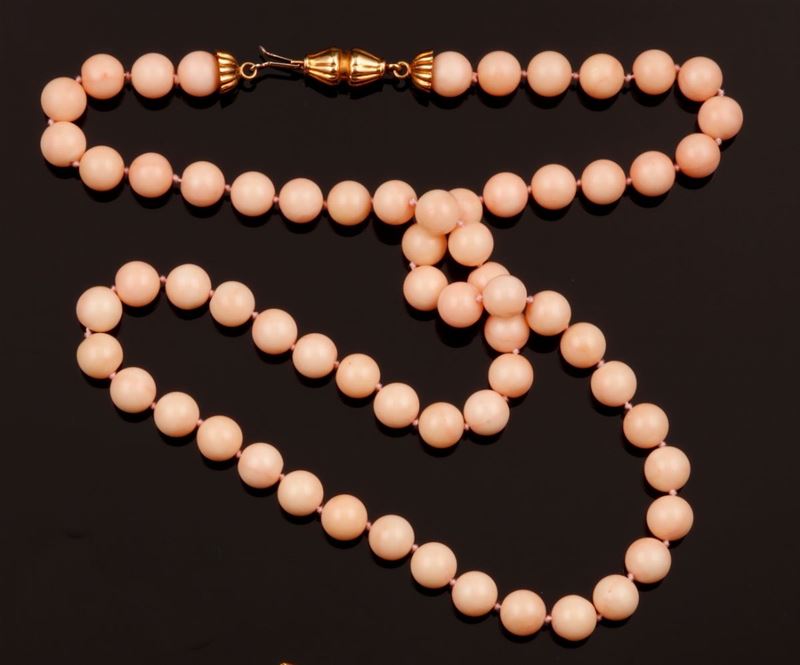 Collana in corallo rosa  - Asta Fine Coral Jewels - Cambi Casa d'Aste