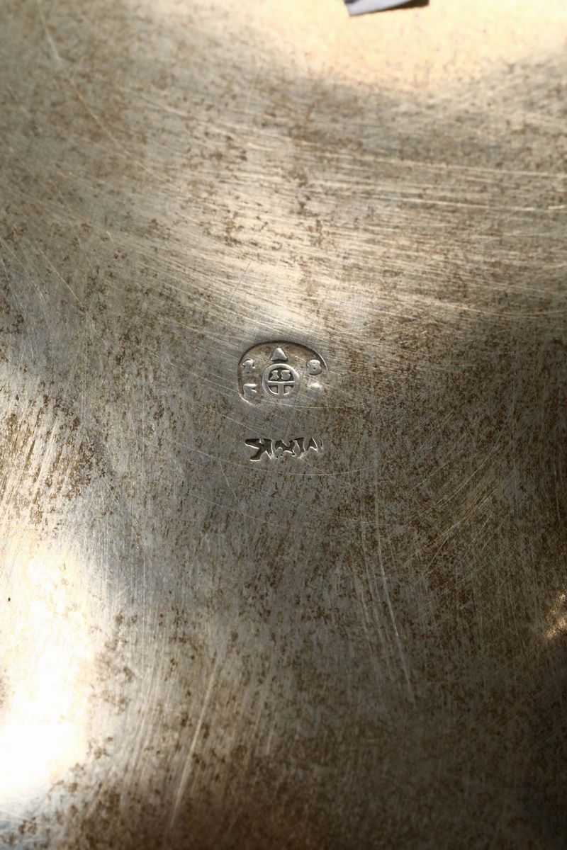 Importante Servizio in Argento Fuso, Sbalzato e Cesellato. Vienna Bolli dal 1847 al 1850