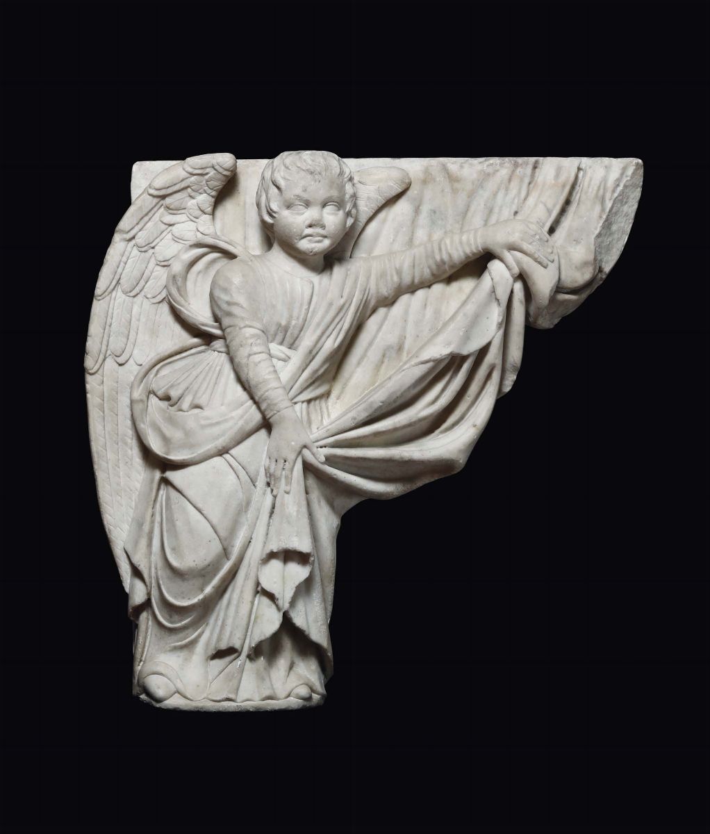 Due Angeli Reggicortina in Marmo Bianco. Napoli Terzo Quarto del XV Secolo. Iacopo della Pila (do...