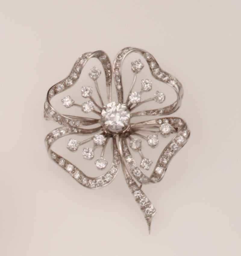 Diamond brooch of quatrefoil design  - Auction Fine Jewels - Cambi Casa d'Aste