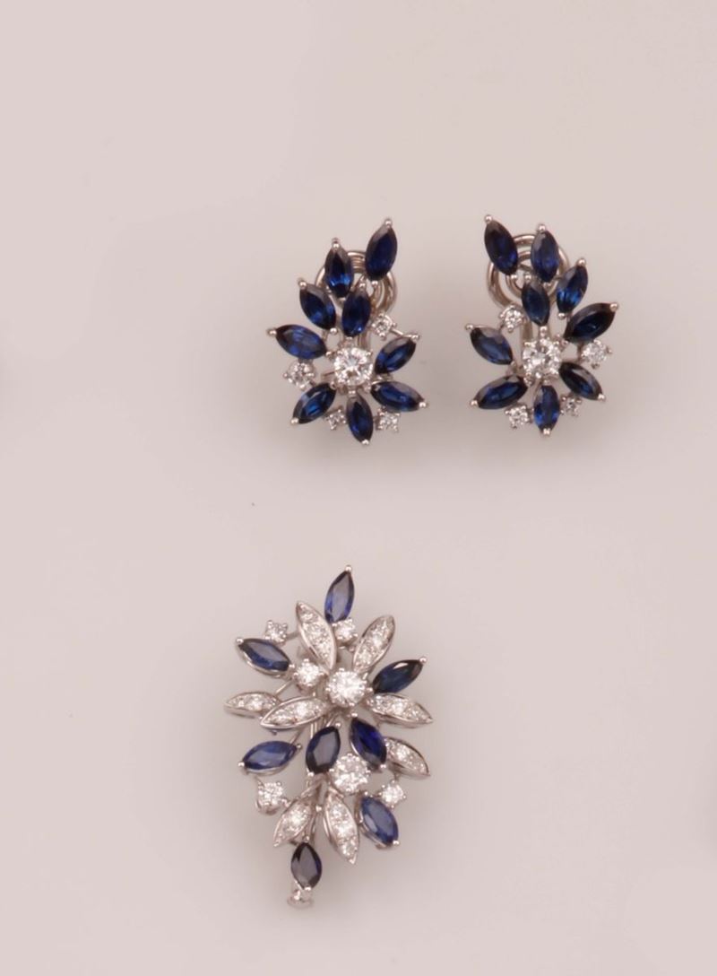 Parure composta da spilla ed orecchini con diamanti e zaffiri  - Auction Vintage, Jewels and Watches - Cambi Casa d'Aste