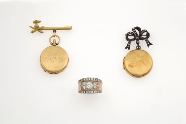 Lotto composto da un anello con diamanti e due portaritratti