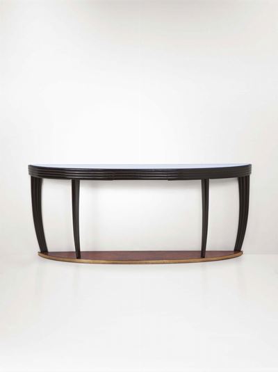 Consolle con Struttura in Legno ed Elementi in Ottone. Piano in Vetro Specchiato.