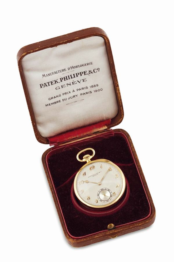 Patek Philippe, Geneve, movement No. 813687, case No. 291929, 18K yellow gold keyless openface pocket watch. Accompanied by the original box. Made circa 1940