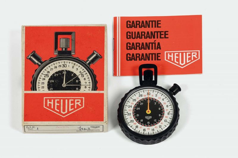 HEUER, Sport Timer, cronografo da tasca. Realizzato nel 1970 circa. Accompagnato dalla scatola originale e Garanzia  - Asta Orologi da Polso e da Tasca - Cambi Casa d'Aste