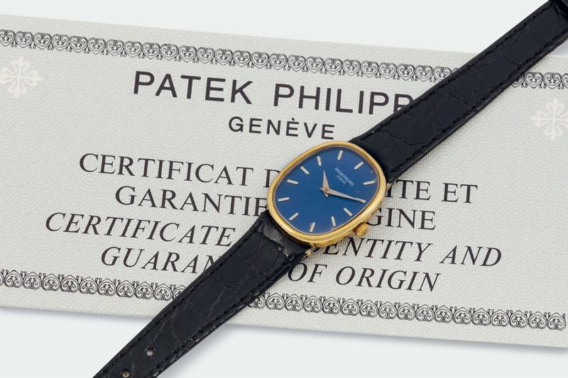Patek Philippe, Ellipse, Ref. 4226. Fine, 18K yellow gold wristwatch with gold original buckle. Accompanied by the original Certificate. Sold in 1976  - Auction Watches and Pocket Watches - Cambi Casa d'Aste