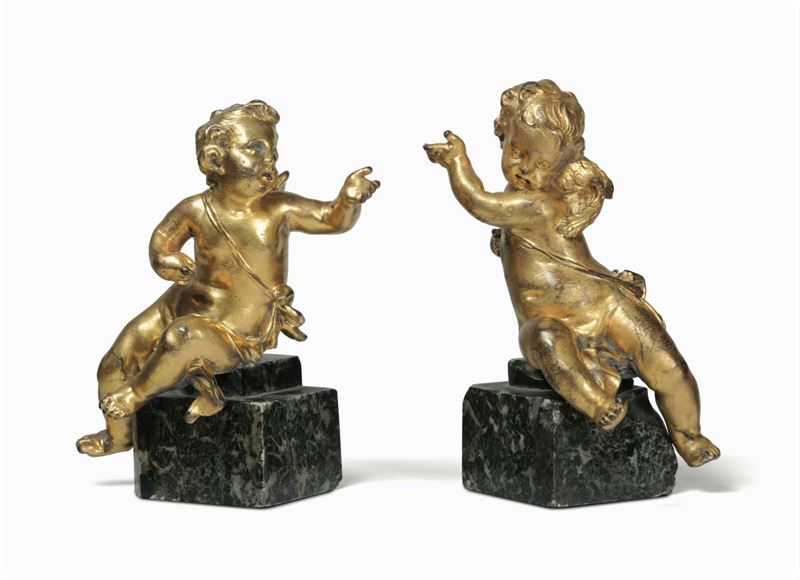 A pair of putti in molten bronze, gilded and chiselled. Baroque founder active in Italy (Rome?) in the 17th century  - Auction Fine Art - I - Cambi Casa d'Aste