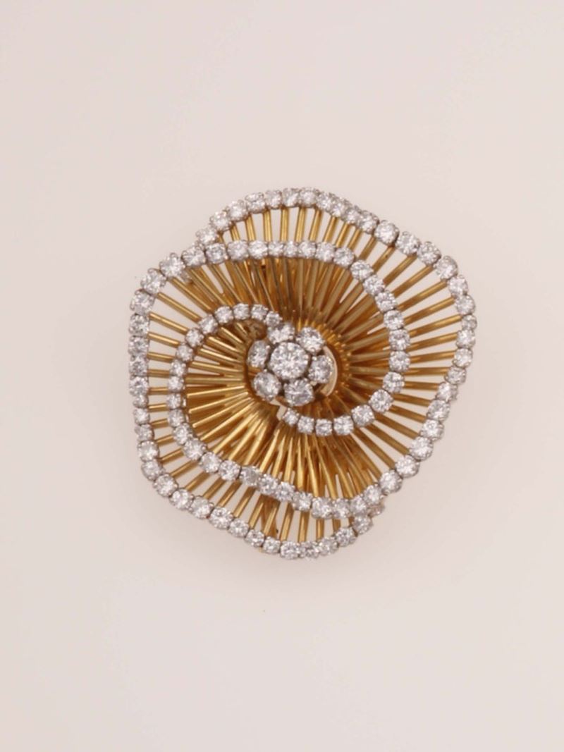 Brilliant-cut diamond and gold brooch. Signed Van Cleef & Arpels numbered 83773  - Auction Fine Jewels - Cambi Casa d'Aste