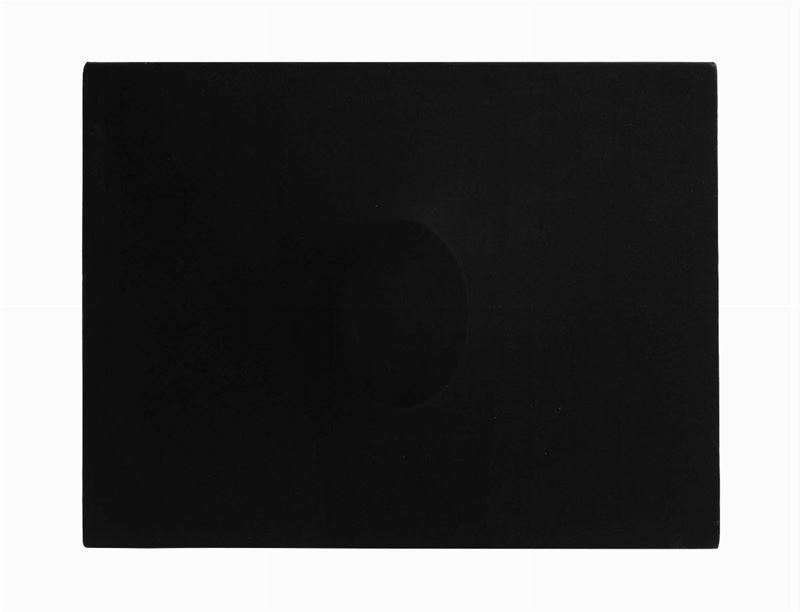 Turi Simeti (1929)un Ovale Nero, 1966