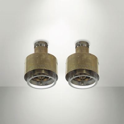 Coppia di Plafoniere con Struttura in Ottone e Vetro.