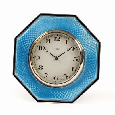 Anonimo. Pendoletta in Argento e Smalti, con Riserva di Carica 8 Giorni. Realizzata nel 1920 Circ...