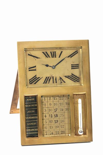 Anonimo. Orologio da Tavolo in Ottone Dorato con Termometro e Calendario. Realizzato nel 1940 Cir...