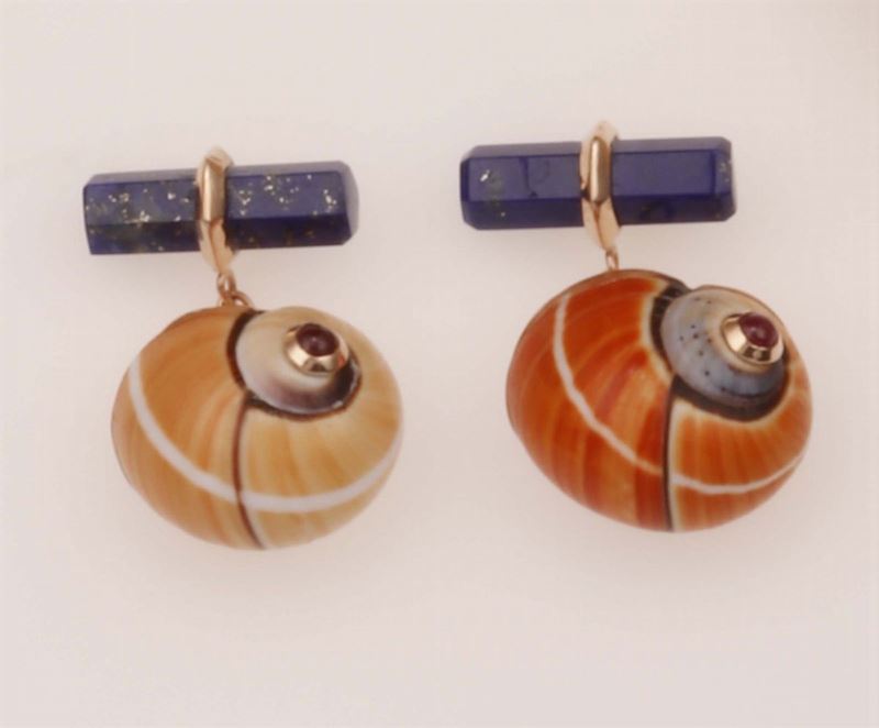 Pair of lapis lazuli, shell and ruby cufflinks  - Auction Fine Jewels - Cambi Casa d'Aste