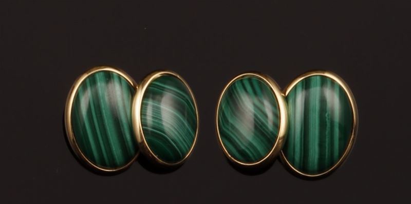 Pair of malachite and gold cufflinks  - Auction Fine Coral Jewels - Cambi Casa d'Aste