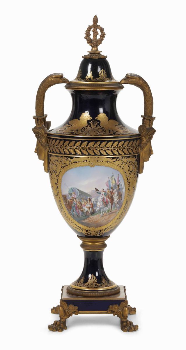 Grande vaso Francia, fine del XIX secolo  - Auction Majolica and Porcelains - II - Cambi Casa d'Aste